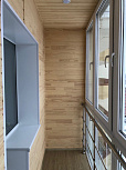 Внутренняя отделка балкона с панорамным остеклением - фото 1